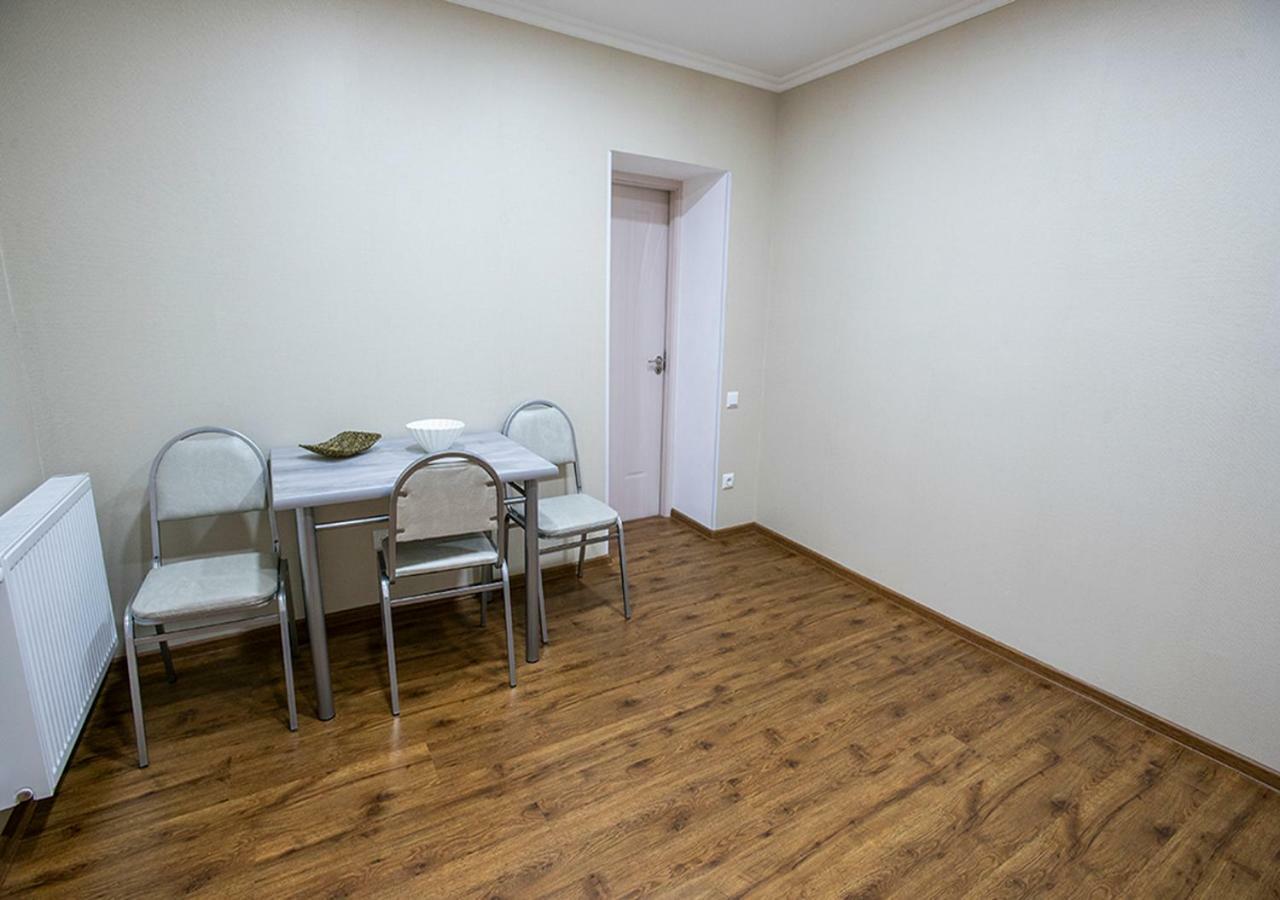 Dada - Cozy Apartment In The Center Of Tbilisi Exterior photo