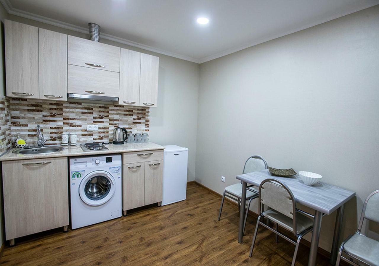 Dada - Cozy Apartment In The Center Of Tbilisi Exterior photo